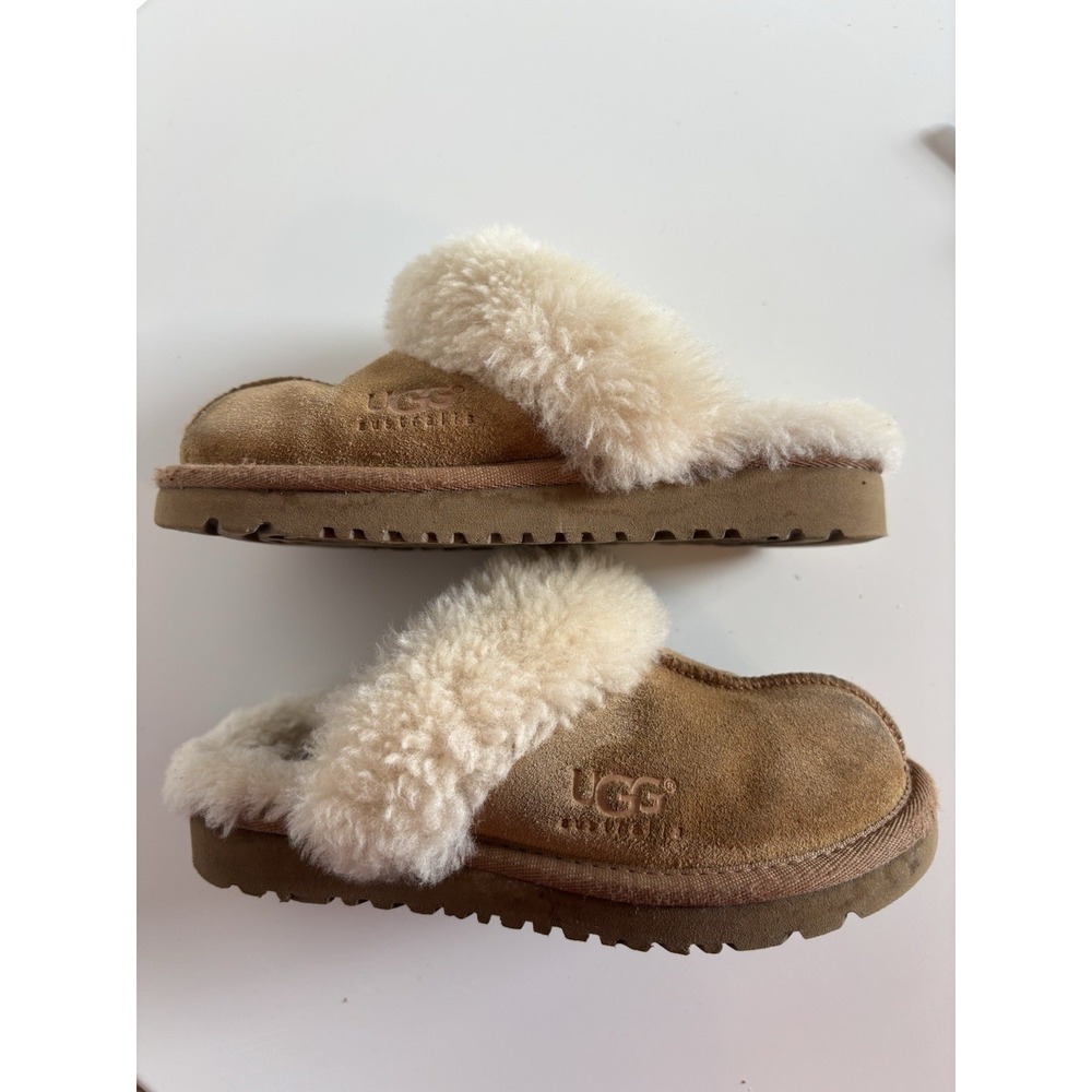 UGG Cozy Slipper Little Girl 11 Chestnut Brown Suede Upper‎ Shearling